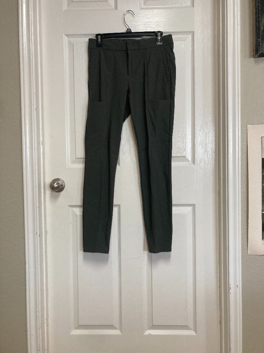 Athleta Wearever Straight Skinny pants green size 4